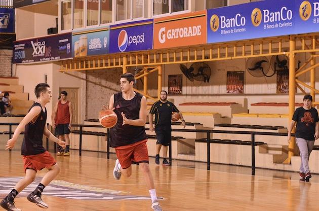 San Martín recibe a Atenas