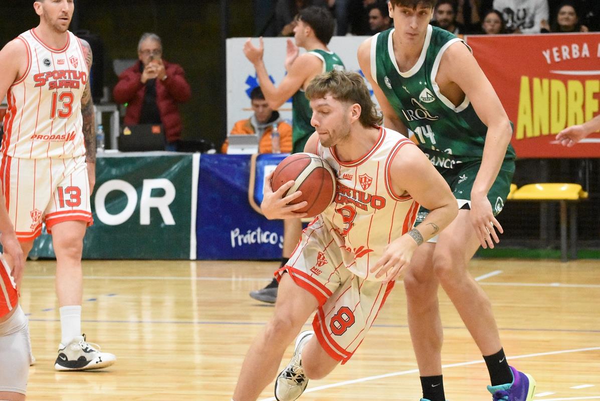 Suardi ganó en Córdoba y se metió en semis