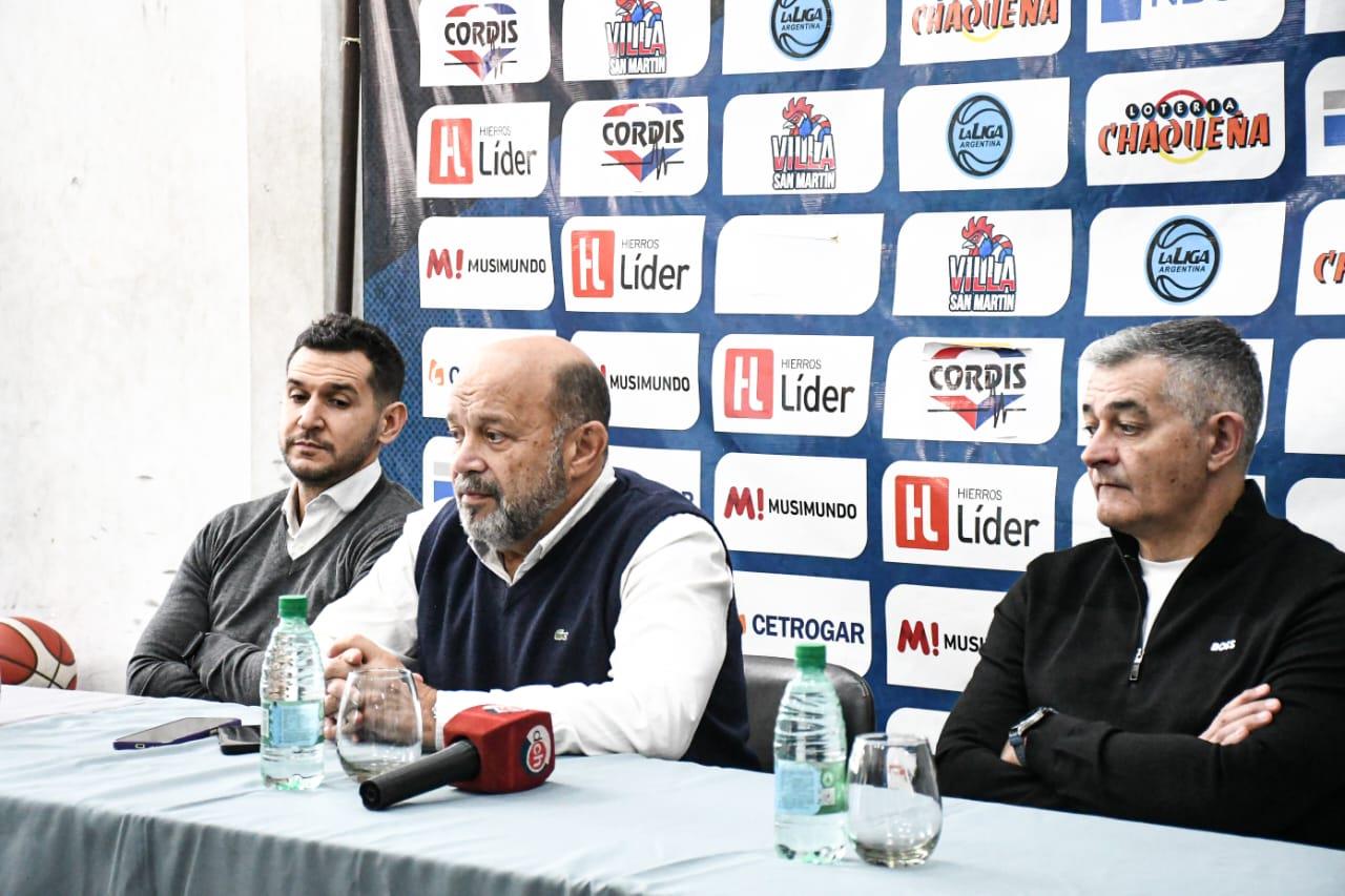 Villa San Martín presentó a Eduardo Japez como nuevo entrenador