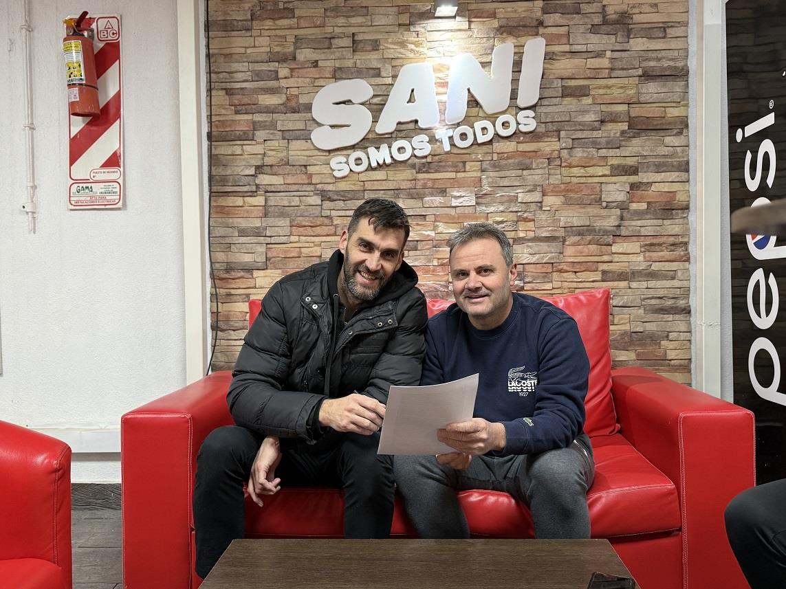 Seba Porta renovó en San Isidro