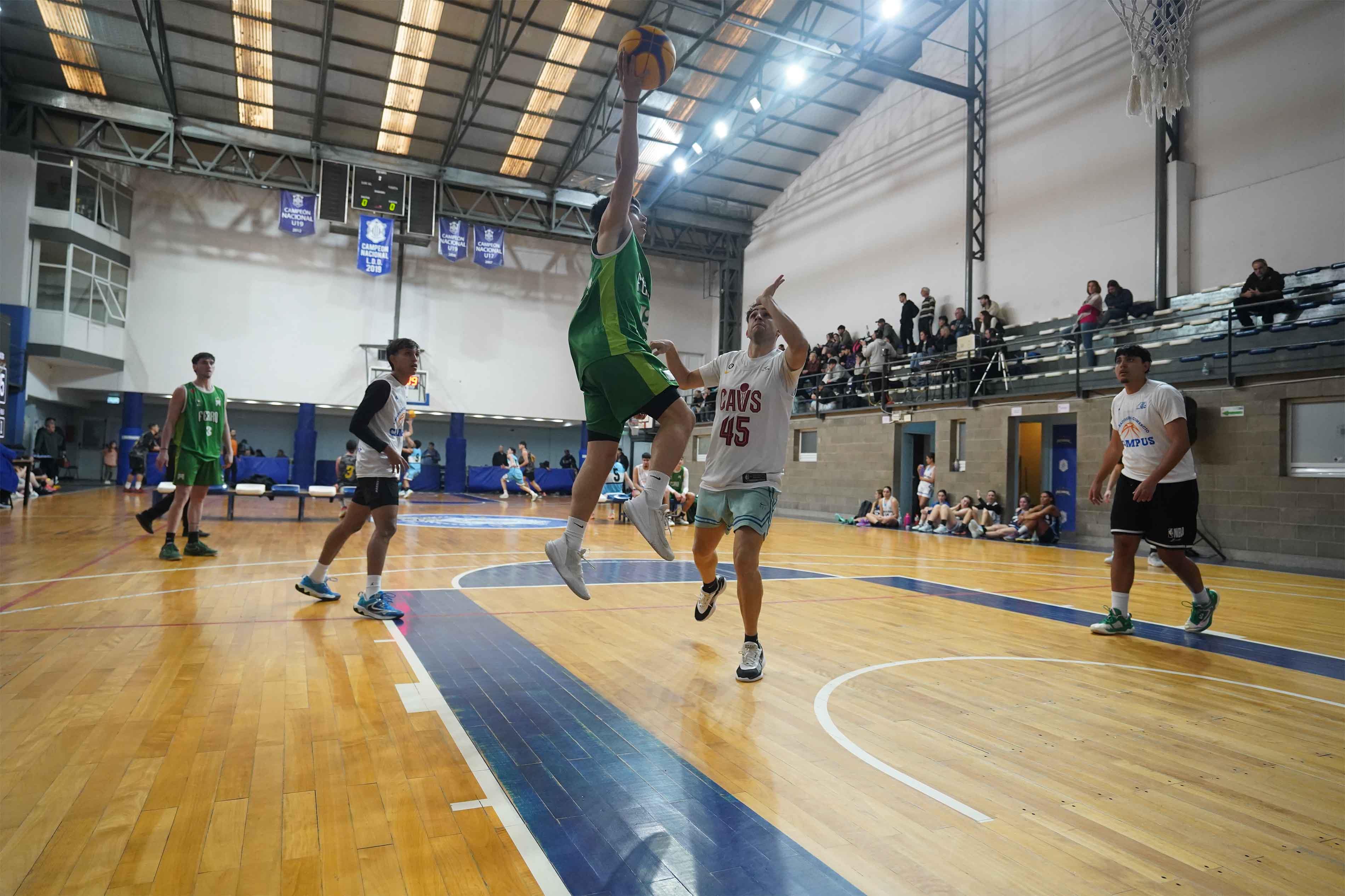 Ferro comienza una nueva actividad: la academia 3X3