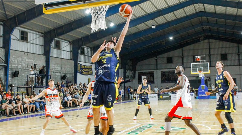 Centenario y otra gran victoria en su estadio