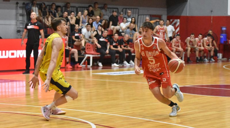 La Unión le ganó sobre el final a Centenario