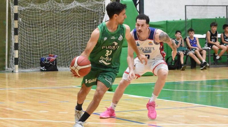 Barrio Parque recibe a Rivadavia