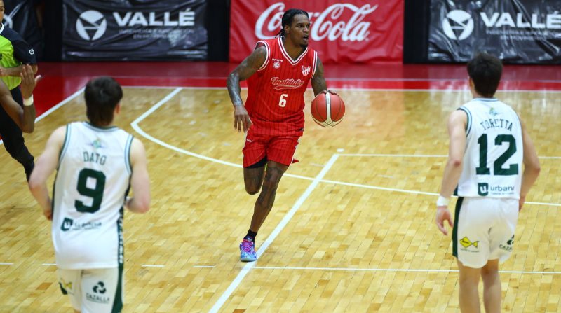 Ahmed Hill deja de ser jugador de Instituto