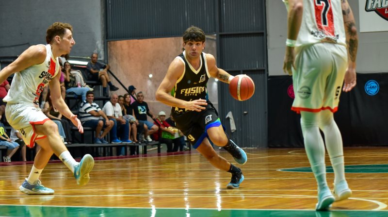 Fusión Riojana se recuperó en casa y venció a Suardi