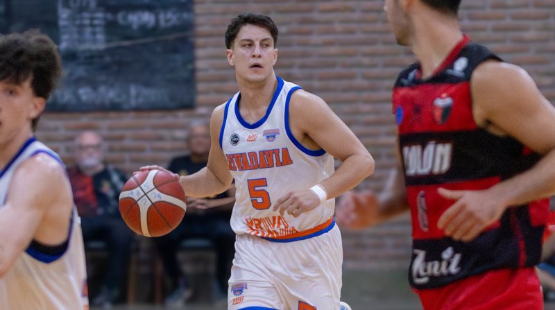 Rivadavia Básquet volvió a la victoria en Santa Fe