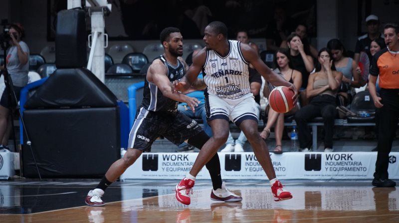 Peñarol se llevó un valioso triunfo de La Banda