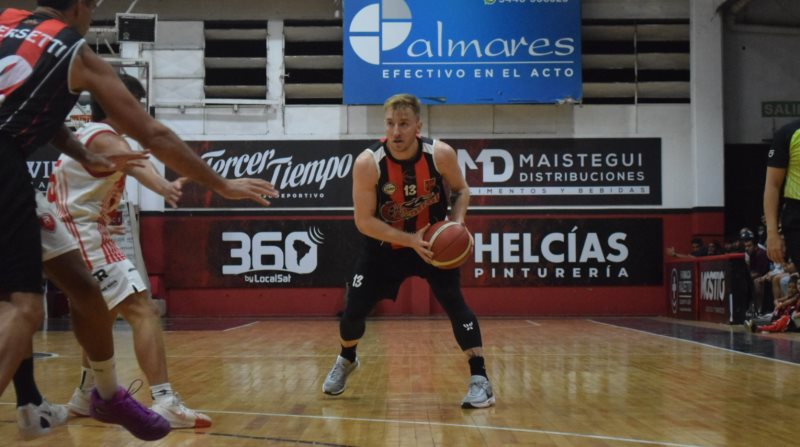 Central Entrerriano extendió a nueve su racha de victorias en casa