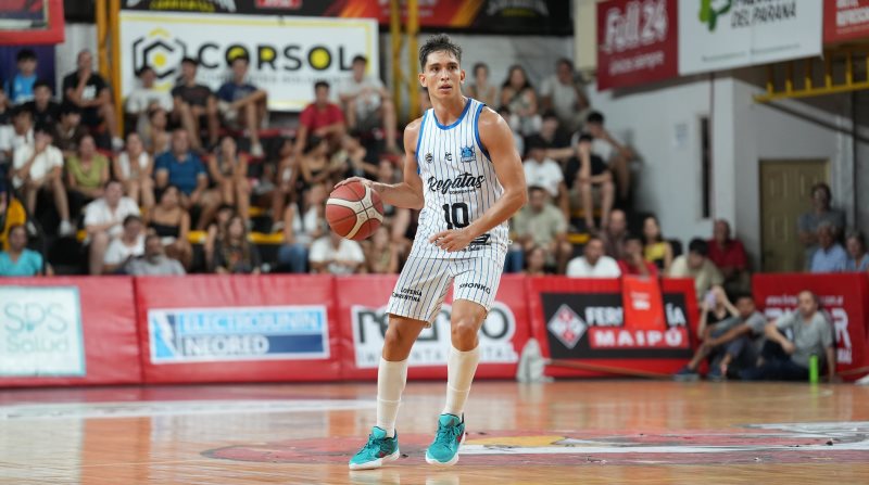 Regatas sonrió en el clásico correntino