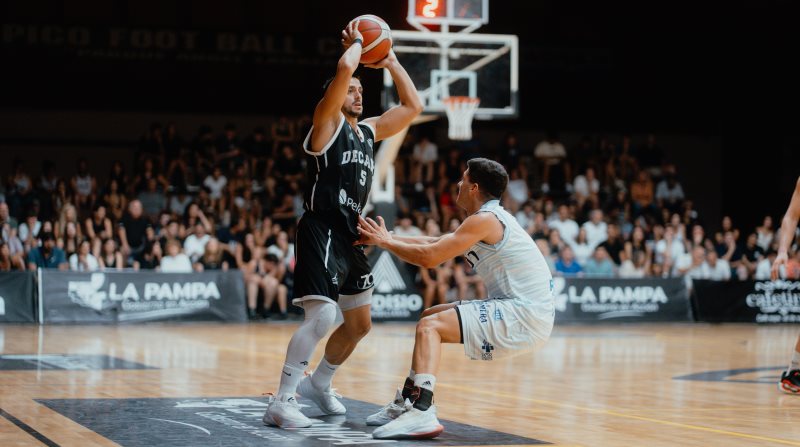 Pico FC volvió al triunfo en casa