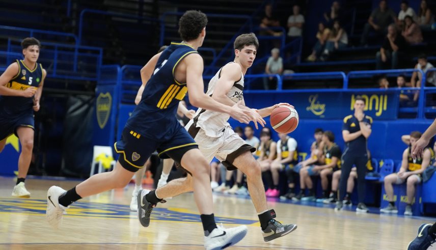 Triunfo calamar como visitante