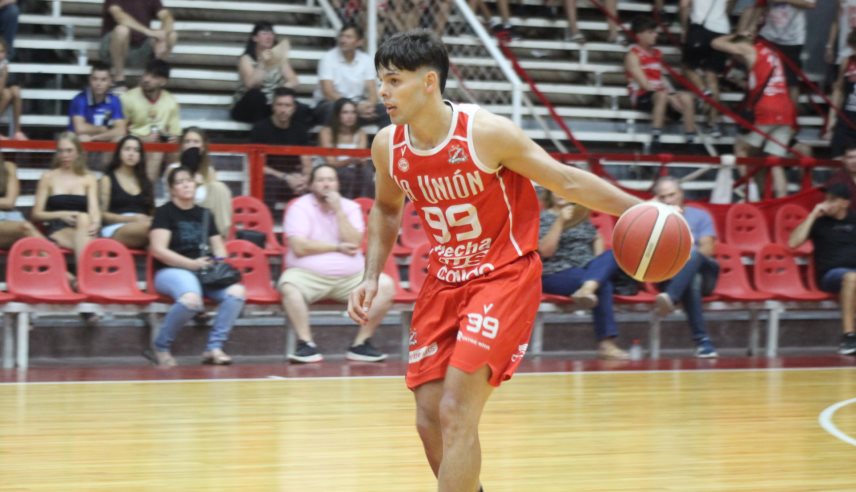 La Unión estiró su buen momento ante El Talar