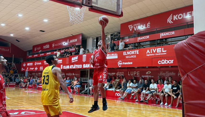 San Isidro volvió a ganar y se escapa en la punta