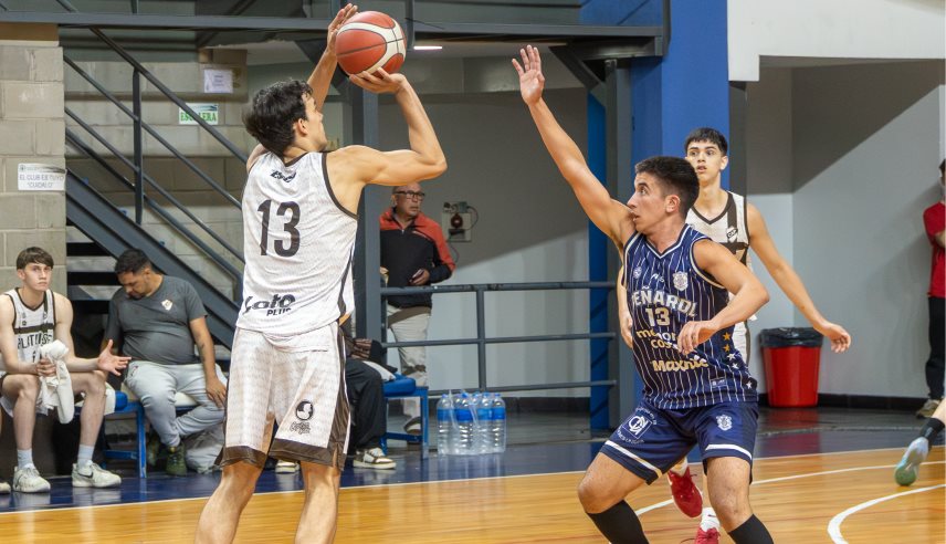 Platense se llevó un ajustado triunfo ante Peñarol en Mar del Plata 