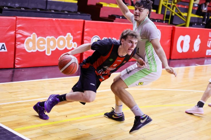 Gimnasia festejó en el Fortín  - Imagen 7