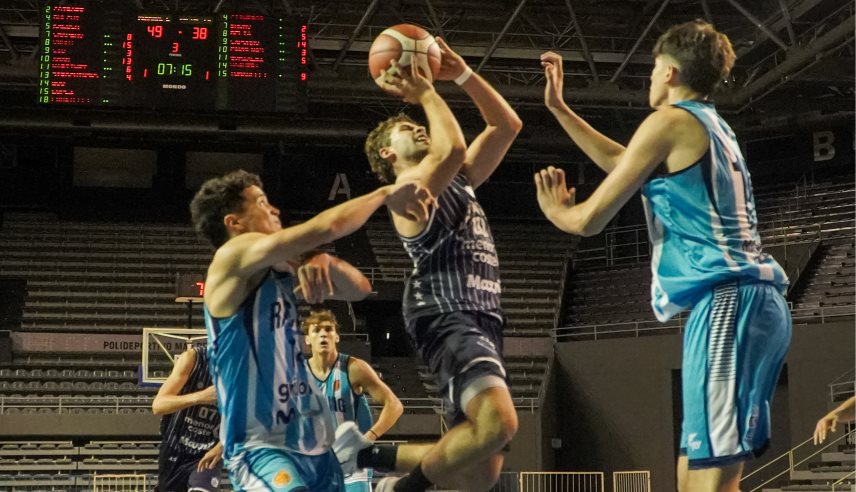 Peñarol festejó en Mar del Plata