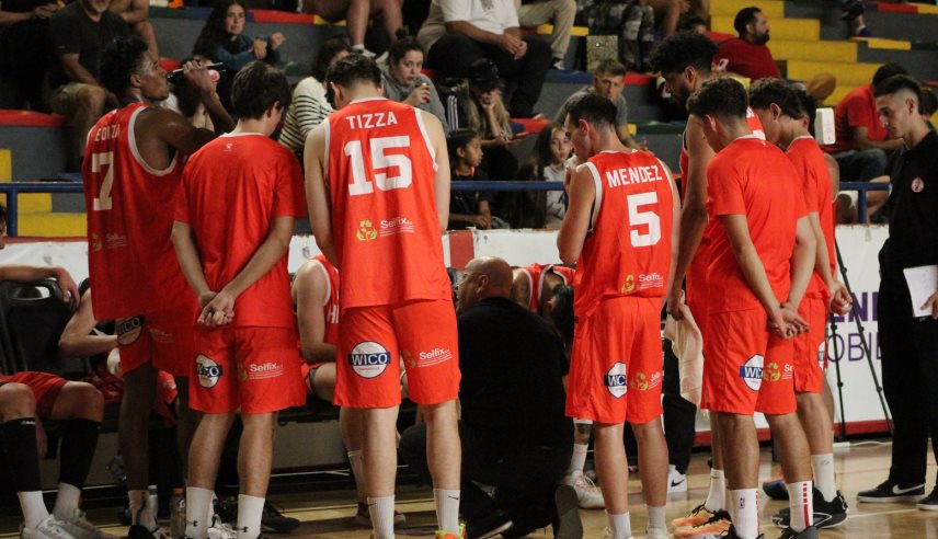 Huracán juega en casa con la obligación de ganar para mantener la categoría