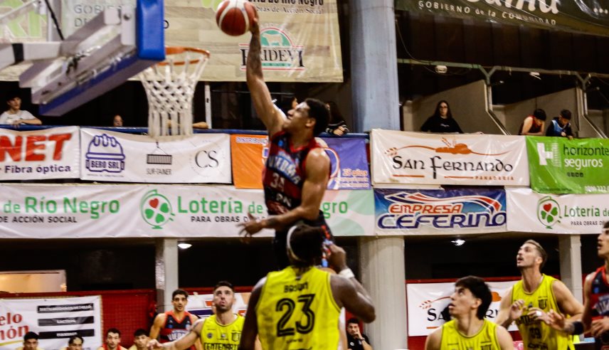 Deportivo Viedma venció a Centenario y se adelantó 1-0