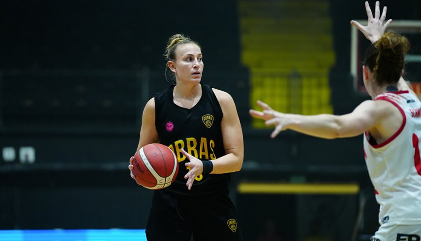 Agostina Burani: "Tener ese bloque defensivo que estamos construyendo"