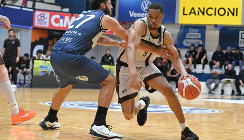 Platense logró un triunfo clave