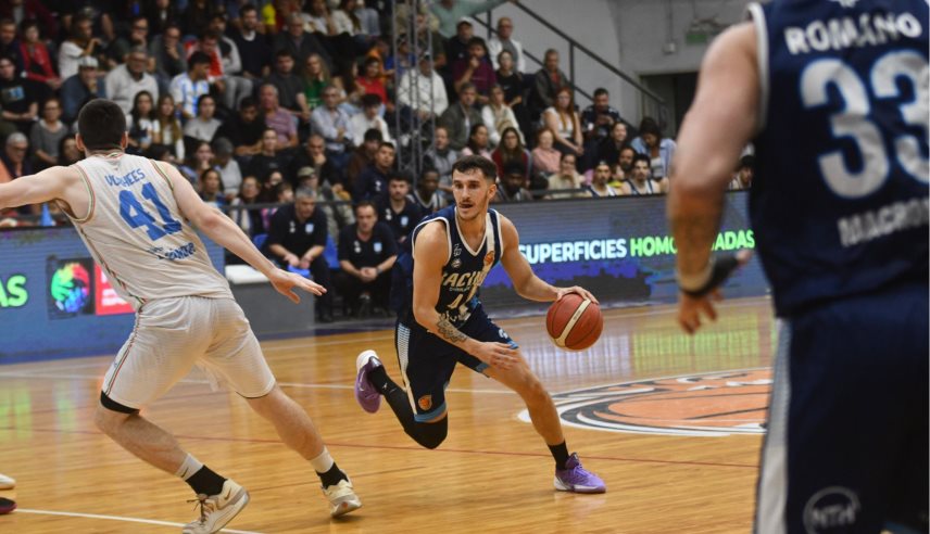 Racing se impuso ante Oberá en el Grilon Arena