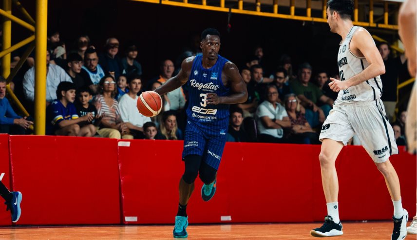 Regatas se despidió de Corrientes con triunfo ante Olímpico