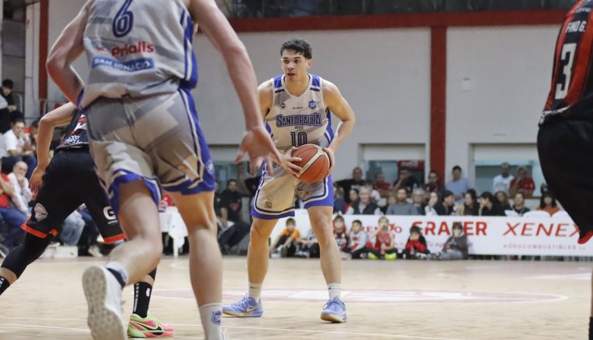 Santa Paula ganó en Suardi y se puso 1-0