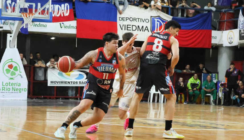 Deportivo Viedma ganó un partidazo e igualó la serie