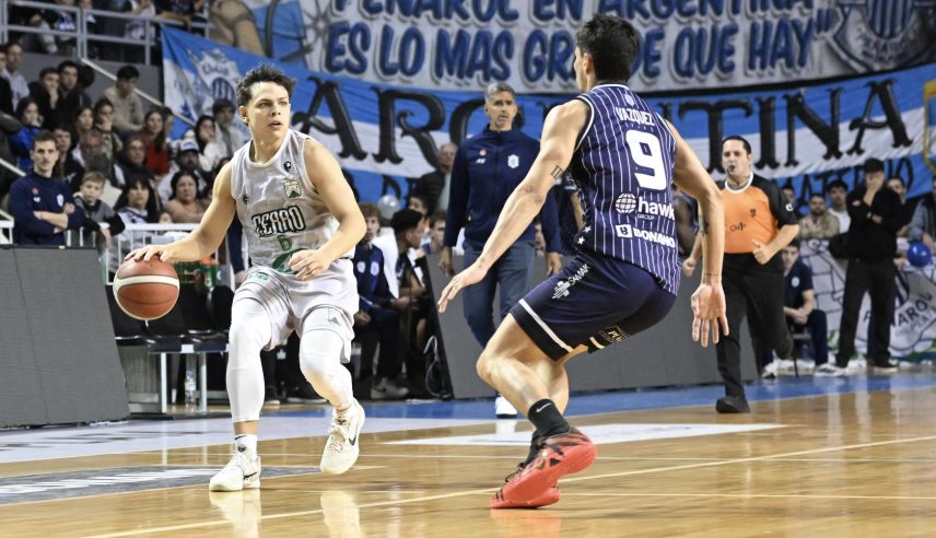 Ferro ganó su serie y será rival de Regatas