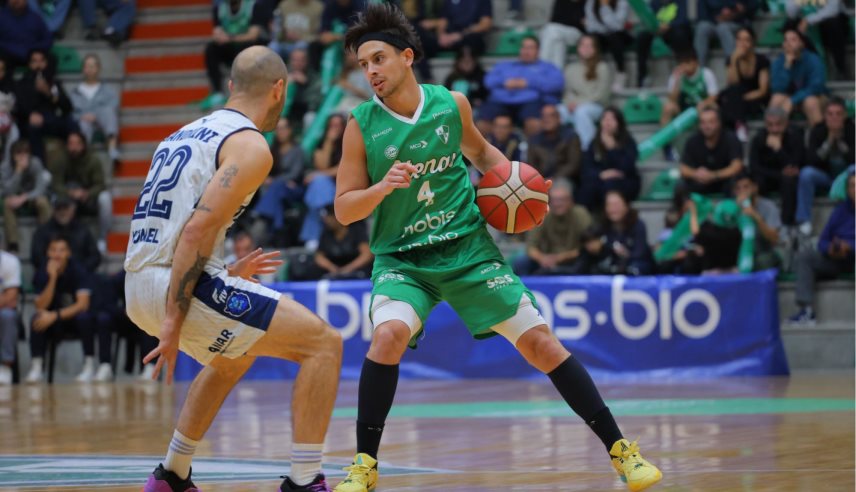 Atenas ganó un partidazo y se quedó con el primero de la serie por la permanencia