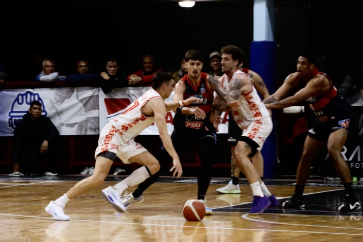 Depo Viedma se impuso en un partidazo y descontó en la serie - Imagen 5