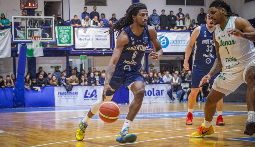 Argentino venció a Atenas y aseguró la permanencia en La Liga Nacional