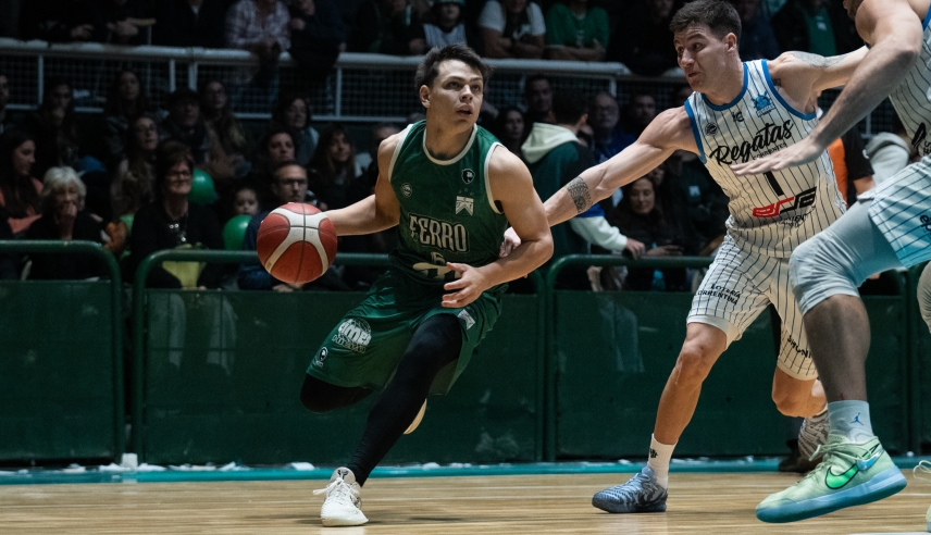Regatas ganó en Caballito y forzó el quinto juego - Imagen 4