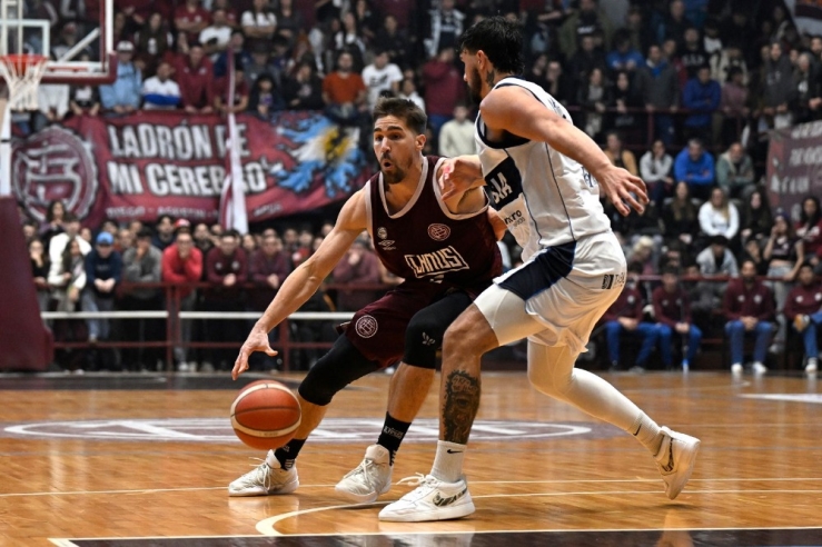 En un partidazo, Lanús festejó en su casa ante el Lobo - Imagen 11