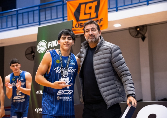 ¡Regatas Corrientes campeón de La Liga Próximo! - Imagen 13