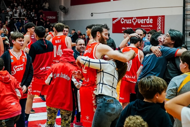 San Isidro empató la serie con una muestra de carácter - Imagen 11