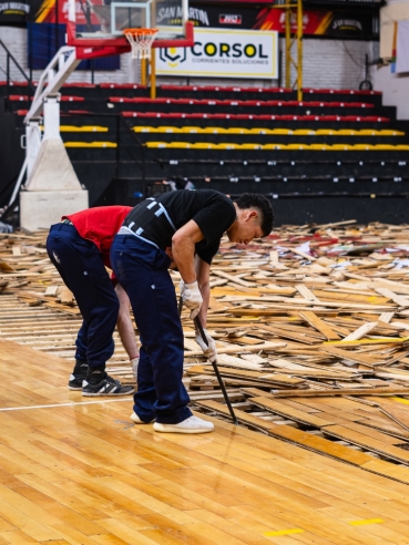 San Martín avanza con la renovación del parquet de su cancha principal - Imagen 2