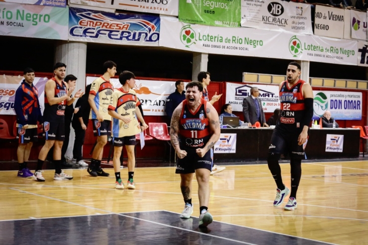Luciano Cáceres continuará en Deportivo Viedma - Imagen 2
