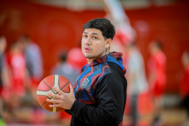Luciano Cáceres continuará en Deportivo Viedma - Imagen 4