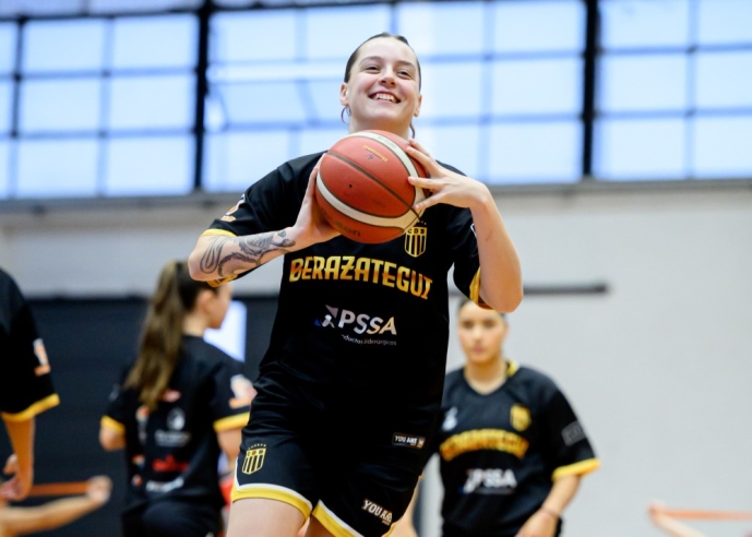 Vera Usach tendrá una nueva temporada por delante con Berazategui - Imagen 7