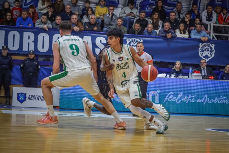 Argentino arrancó con una sonrisa: venció a Ferro en el debut - Imagen 6