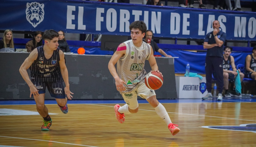 Ferro festejó en el debut ante Argentino