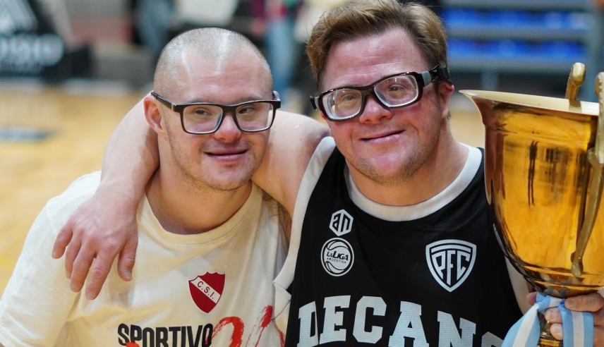 Noche de básquet e inclusión por la Copa Clásico de la Avenida