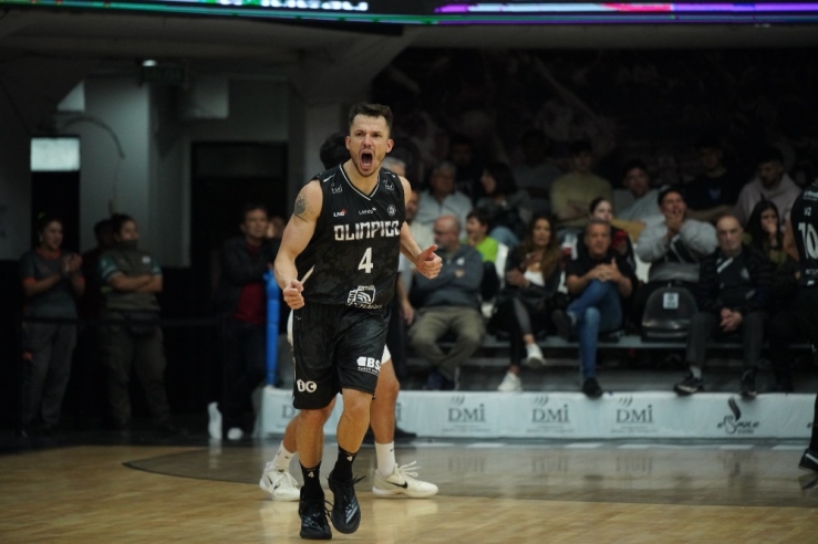 Platense festejó en La Banda en su estreno en la temporada - Imagen 4