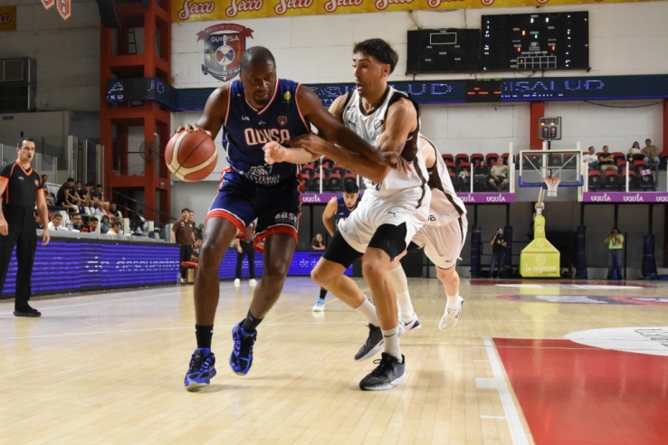 Quimsa tuvo un debut contundente ante Platense - Imagen 7