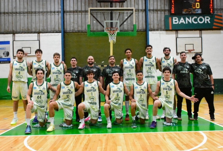 Barrio Parque y Pico FC se enfrentaron en un amistoso - Imagen 2
