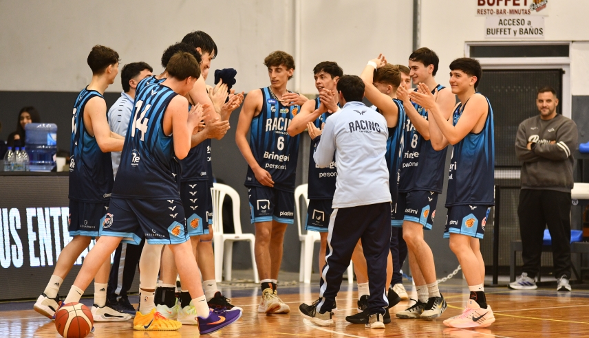 Racing comenzó con una contundente victoria