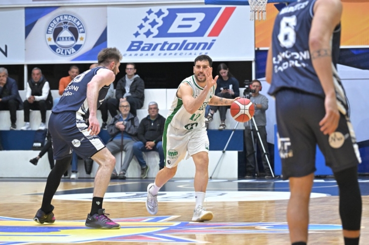 Ferro se quedó con una gran victoria en Oliva - Imagen 1