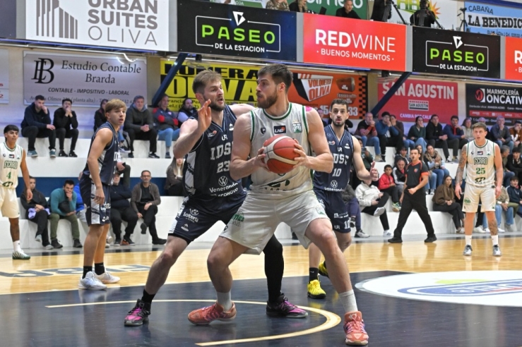 Ferro se quedó con una gran victoria en Oliva - Imagen 3